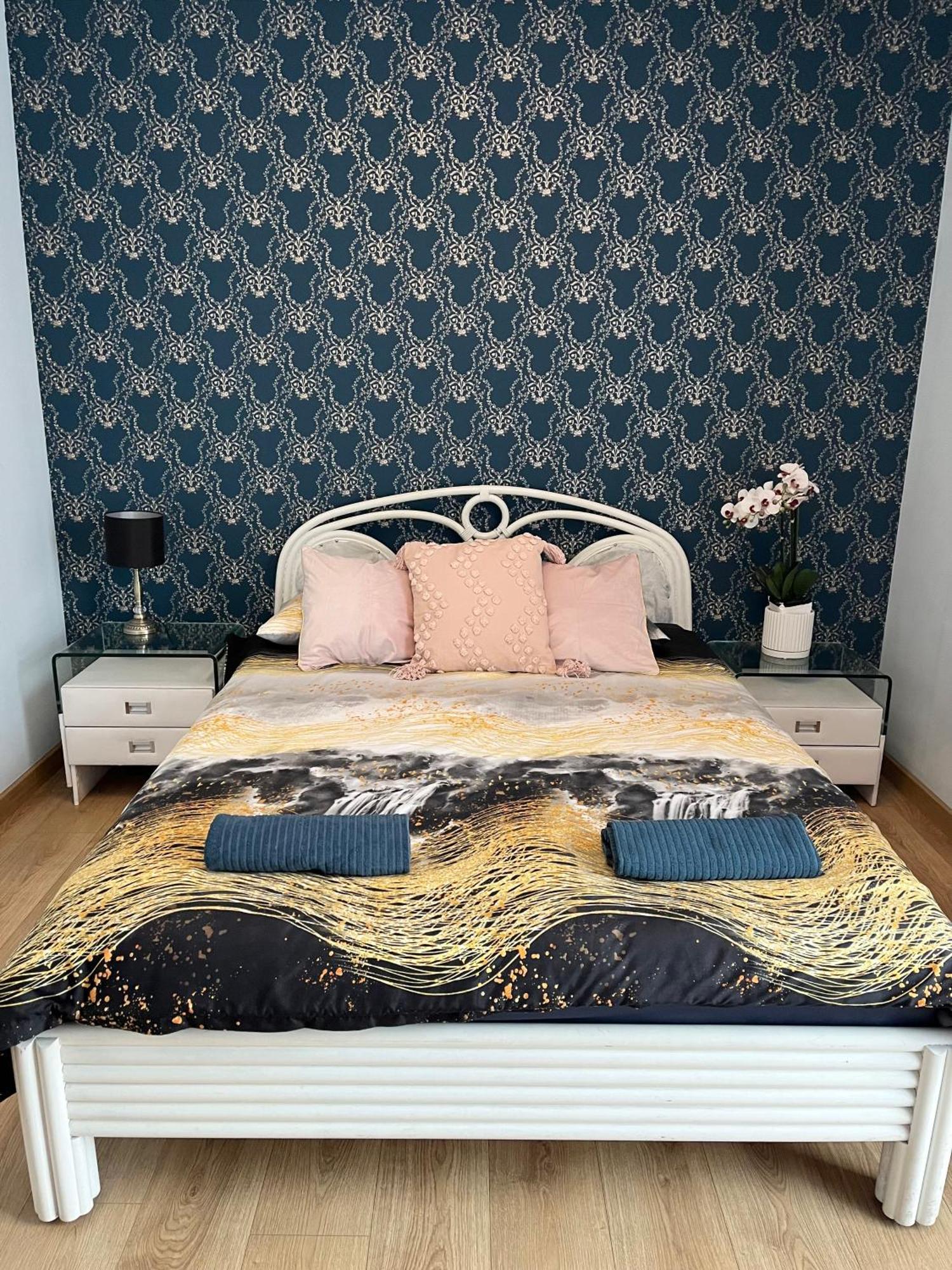 Oldtown Retro Apartment By Marina With Balcony For 6 People Gdansk Ngoại thất bức ảnh