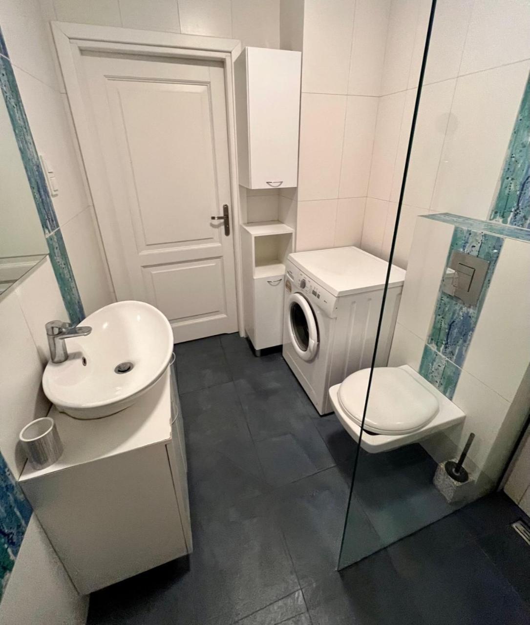 Oldtown Retro Apartment By Marina With Balcony For 6 People Gdansk Ngoại thất bức ảnh